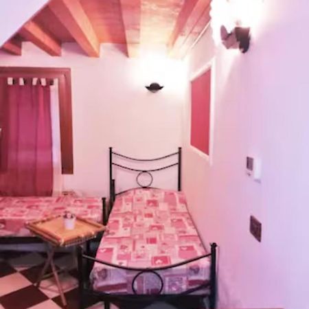 Calle Dei Ormesini 威尼斯 外观 照片